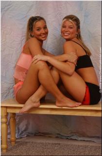 Christina Model feet photo thumbnail