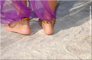 Christina Model feet photo thumbnail