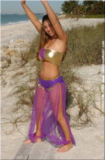 Christina Model feet photo thumbnail