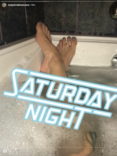 Christina Moore feet photo thumbnail