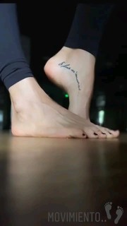 Christina Ochoa feet photo 9