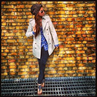 Christina Perri feet photo thumbnail