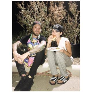 Christina Perri feet photo thumbnail