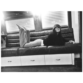 Christina Perri feet photo thumbnail