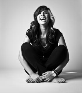 Christina Perri feet photo thumbnail