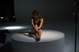 Christina Perri feet photo thumbnail