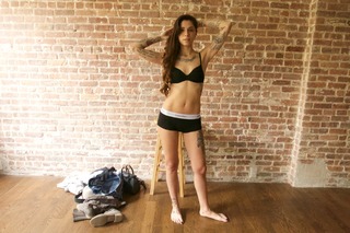 Christina Perri feet photo thumbnail