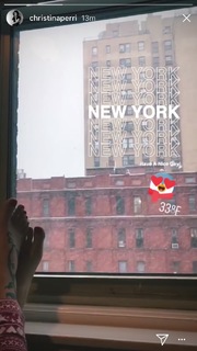 Christina Perri feet photo thumbnail