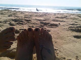 Christina Perri feet photo thumbnail