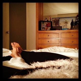 Christina Perri feet photo thumbnail