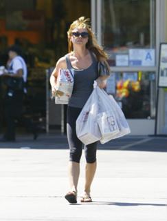 Christina Ricci feet photo thumbnail