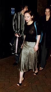 Christina Ricci feet photo thumbnail