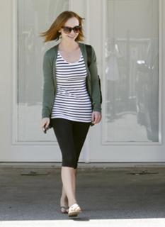 Christina Ricci feet photo thumbnail