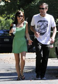 Christina Ricci feet photo thumbnail