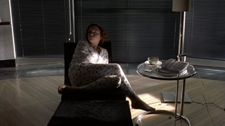 Christina Ricci feet photo thumbnail