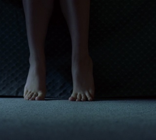 Christina Ricci feet photo thumbnail