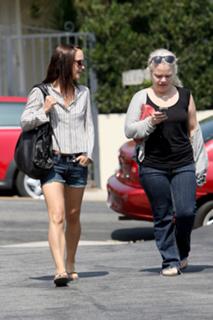 Christina Ricci feet photo thumbnail