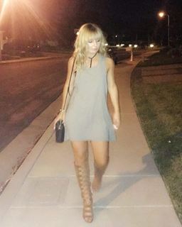 Christina Robinson feet photo 2