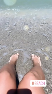 Christina Stewart feet photo 12
