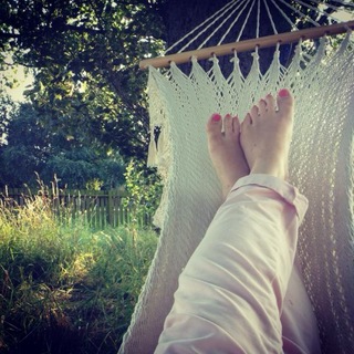 Christina Trevanion feet photo 3