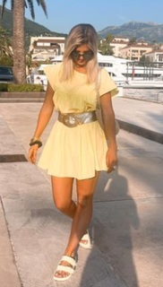 Christine 'Bugsy' Drake feet photo 9