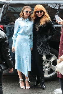 Christine Evangelista feet photo 2