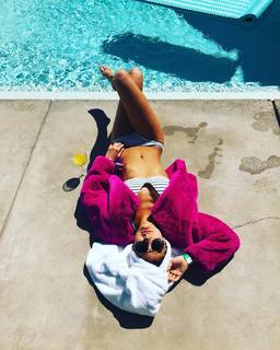 Christine Evangelista feet photo 15