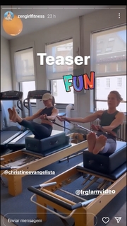 Christine Evangelista feet photo 19