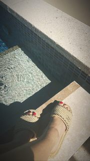 Christine Evangelista feet photo 1