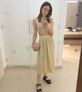 Christine Evangelista feet photo 6