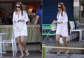 Christine Fernandes feet photo 5