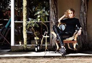 Christine Fernandes feet photo 2