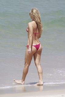 Christine Fernandes feet photo 18