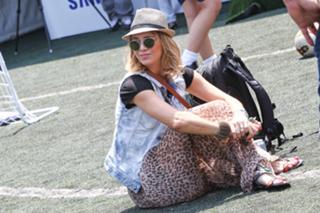 Christine Fernandes feet photo 11