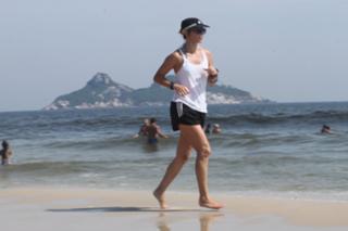 Christine Fernandes feet photo 2