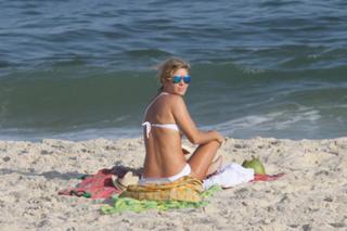 Christine Fernandes feet photo 1