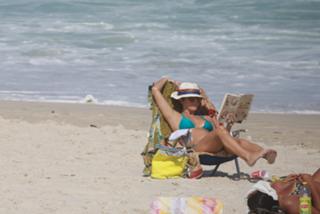 Christine Fernandes feet photo 13