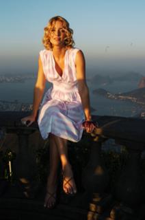 Christine Fernandes feet photo 13