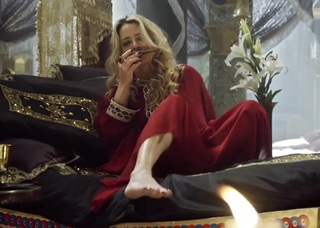 Christine Fernandes feet photo 3