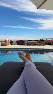 Christine Ko feet photo 11