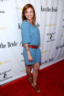 Christine Lakin feet photo thumbnail