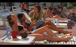 Christine Lakin feet photo thumbnail