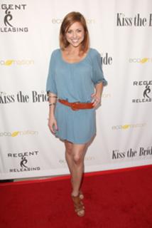 Christine Lakin feet photo thumbnail