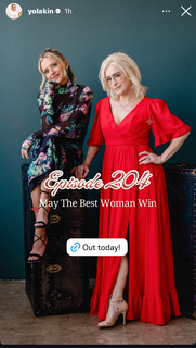 Christine Lakin feet photo thumbnail