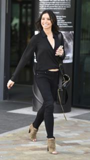 Christine Lampard feet photo thumbnail