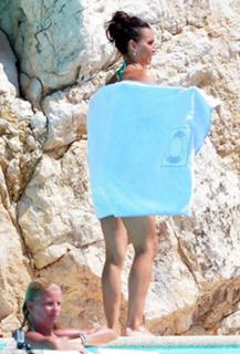 Christine Lampard feet photo thumbnail