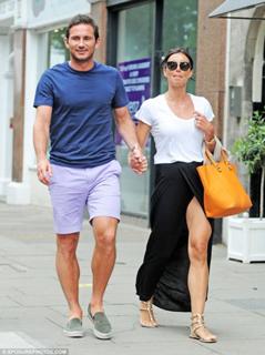 Christine Lampard feet photo thumbnail