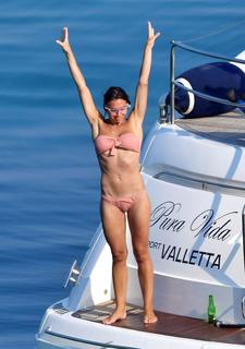 Christine Lampard feet photo thumbnail