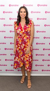 Christine Lampard feet photo thumbnail