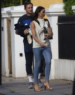 Christine Lampard feet photo thumbnail